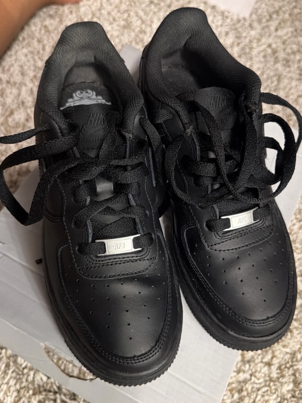 Nike Kids Black Leather Low-Top Sneakers with AF1 Lace Tags